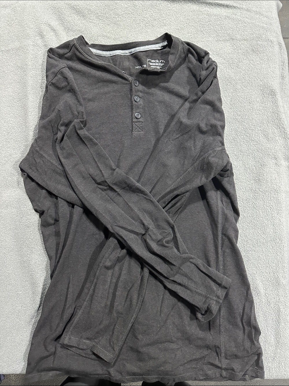 Hylete dark Gray Long-Sleeve Henley